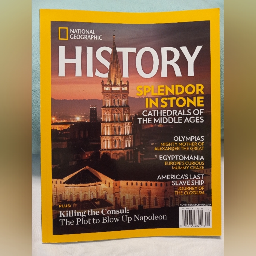 National Geographic History Magazine November/December 2019 Clotilda Cathedrals